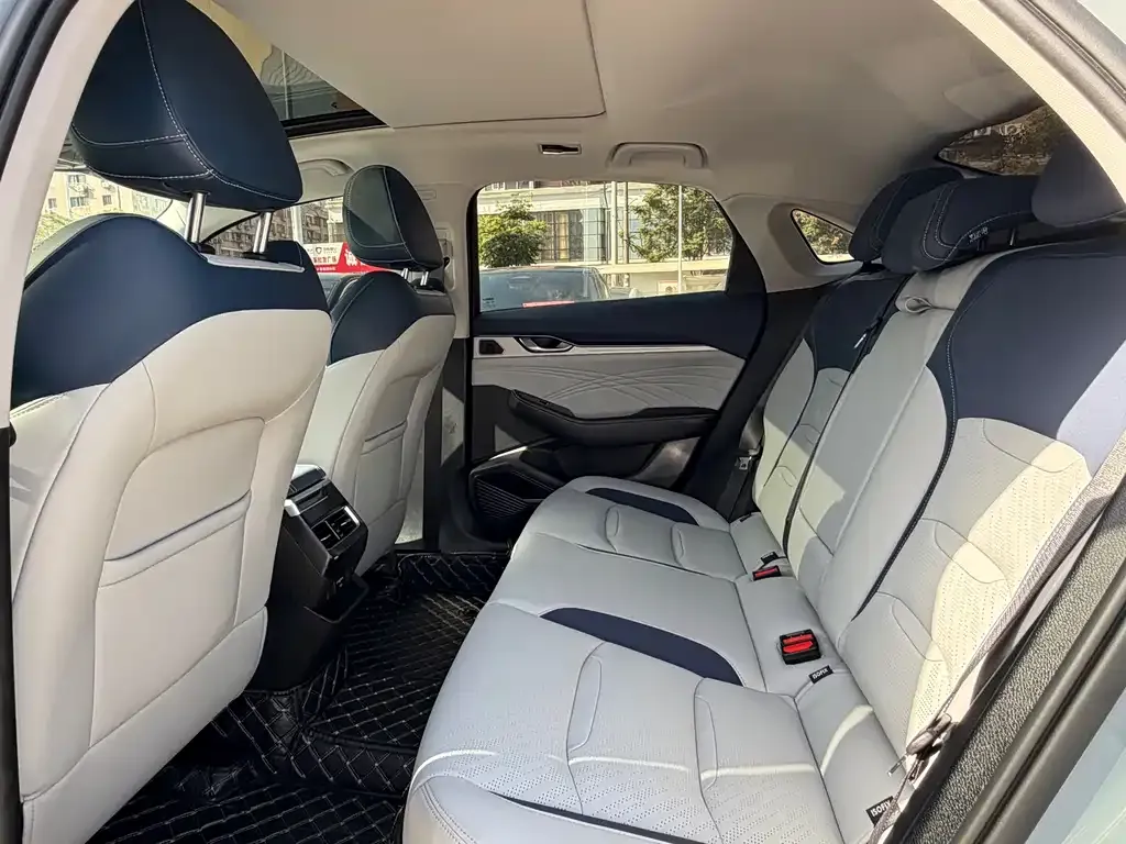 Geely Xingrui 2023 из CN, фото 8