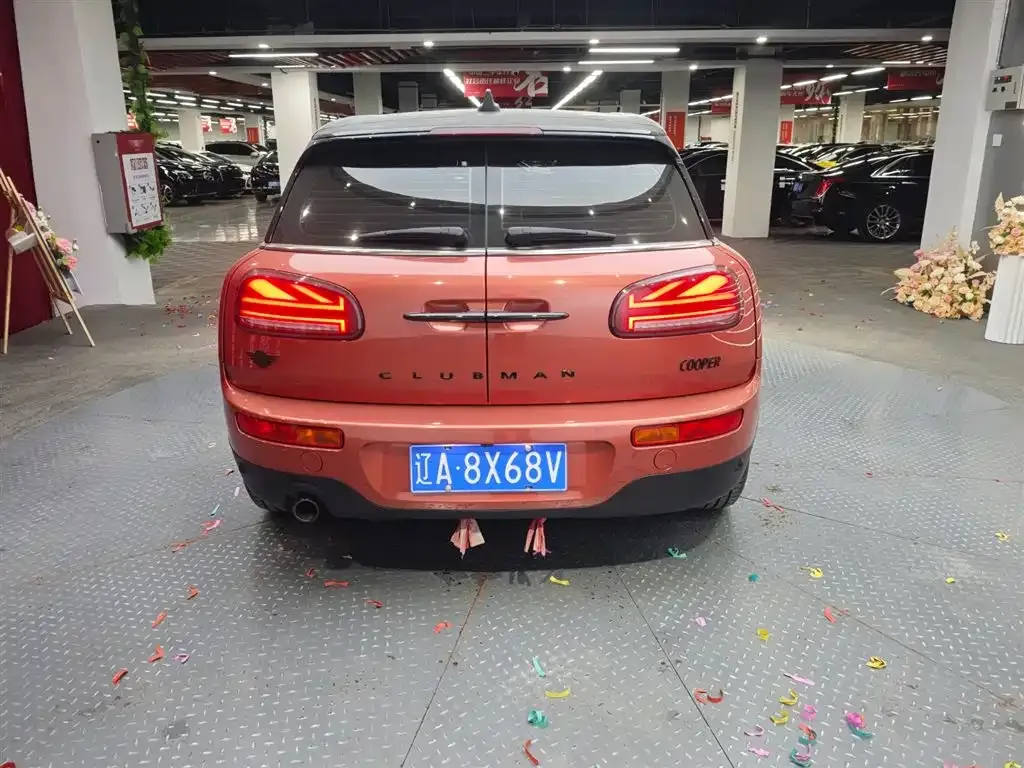 [object Object] Mini Clubman 2023 из CN, фото 6