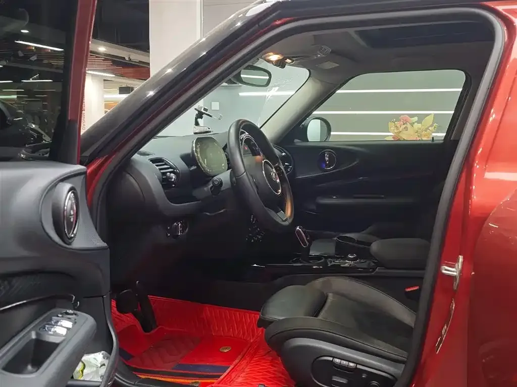 [object Object] Mini Clubman 2023 из CN, фото 8