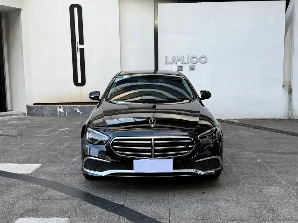 Mercedes-Benz E-Class 2023 из CN, фото 3