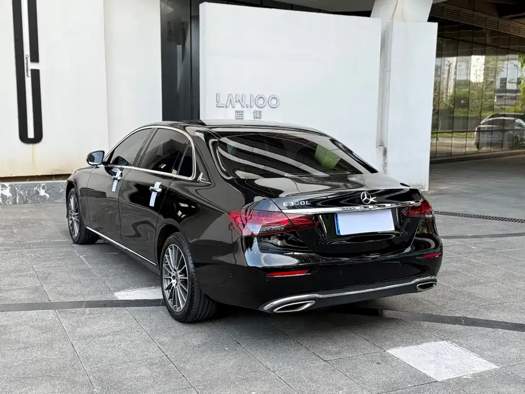 Mercedes-Benz E-Class 2023 из CN, фото 7