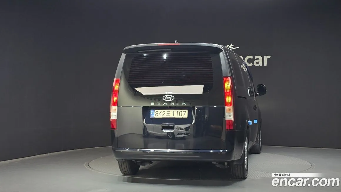 Hyundai Staria 2023 из KR, фото 4