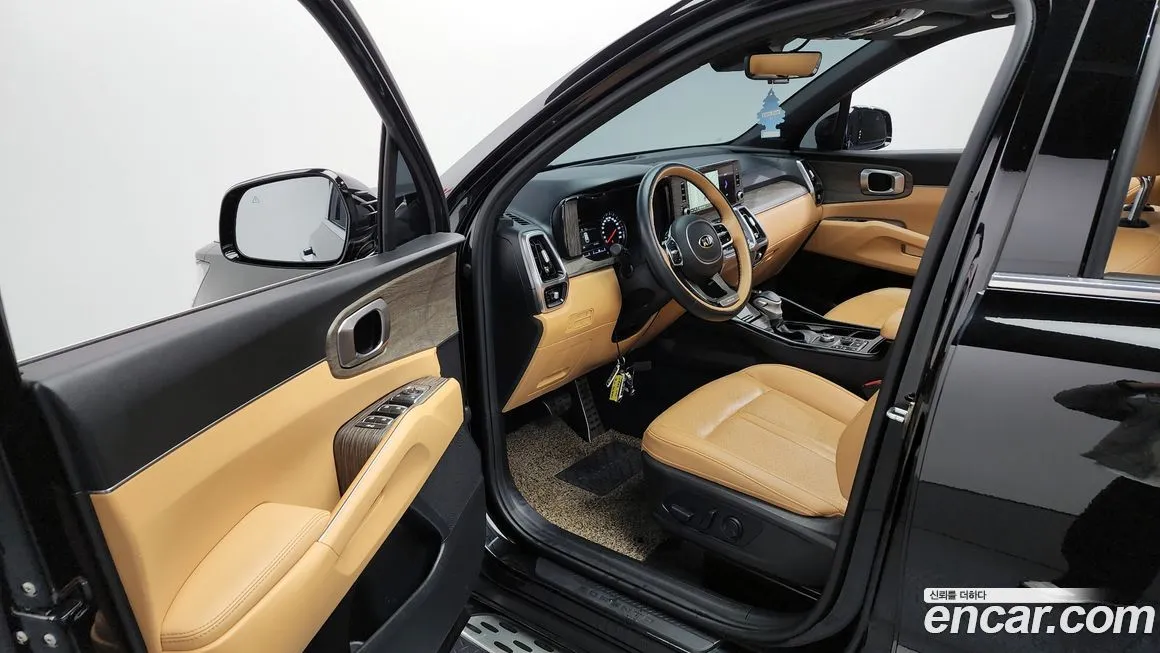 Kia Sorento — фото 10