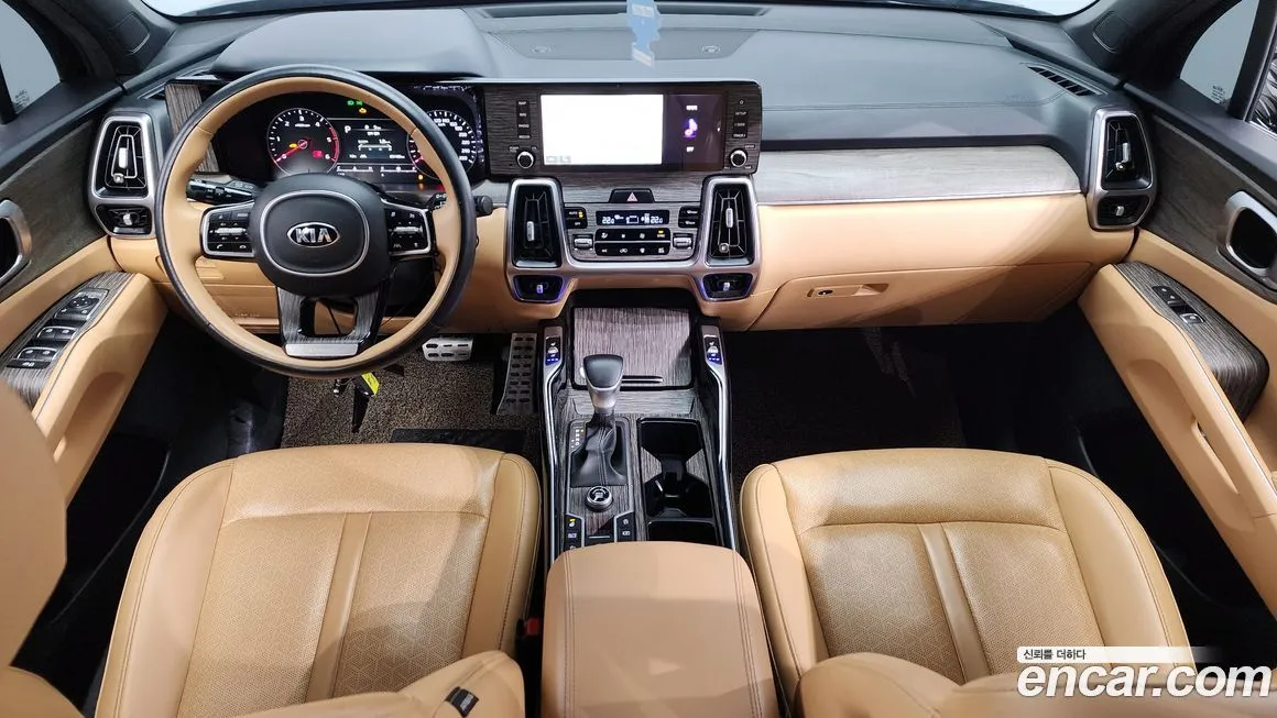 Kia Sorento — фото 7