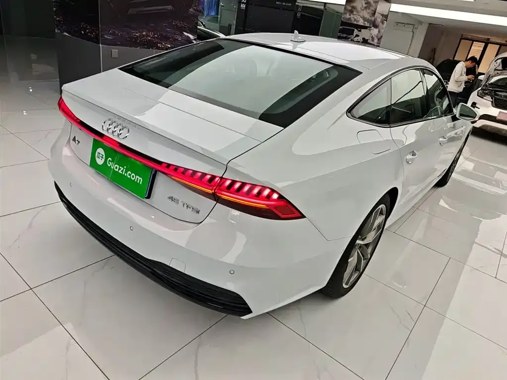 Audi A7 2024 из CN, фото 7