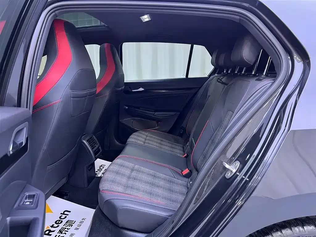 Volkswagen Golf GTI 2022 из CN, фото 6