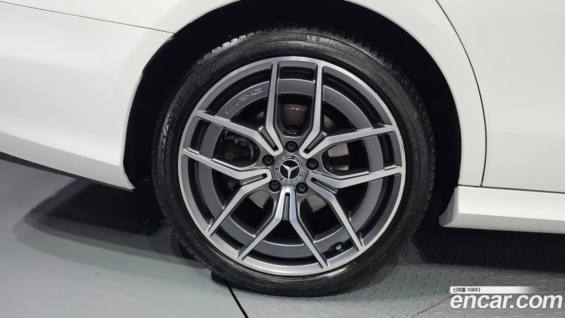 Mercedes-Benz E-Class 2021 из KR, фото 5