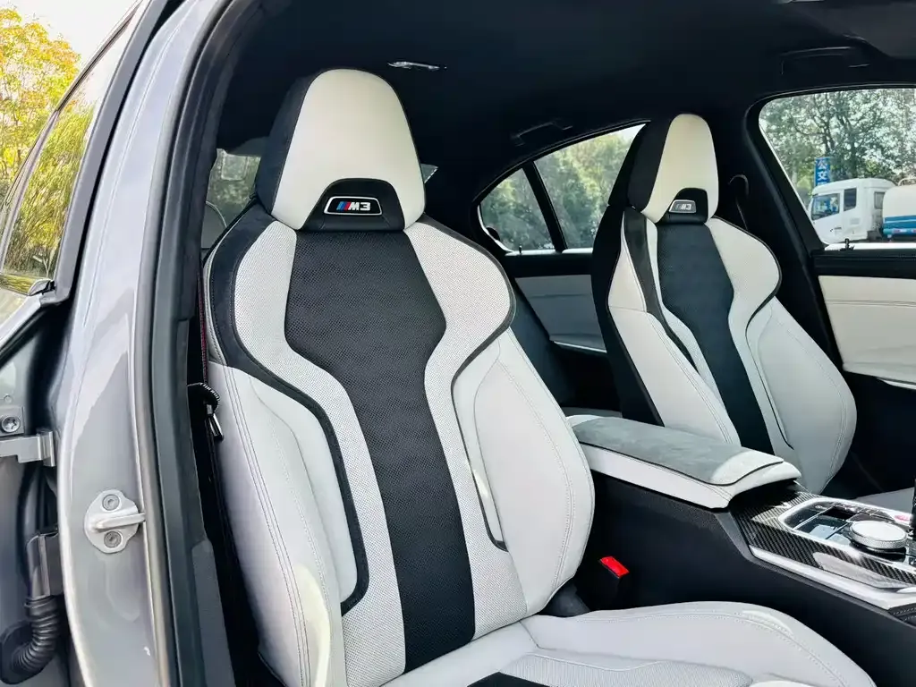 BMW M3 2025 из CN, фото 9