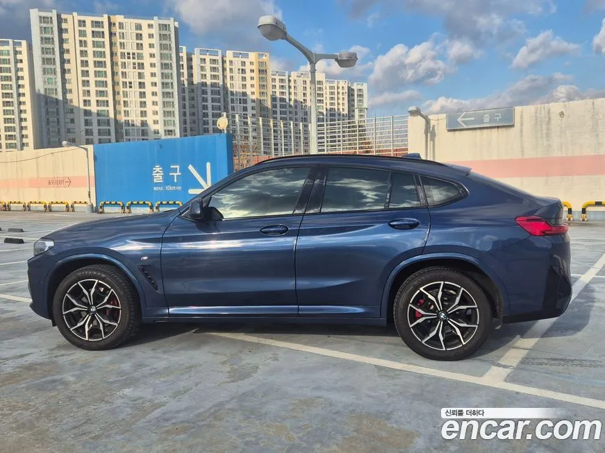 BMW X4 2022 из KR, фото 7