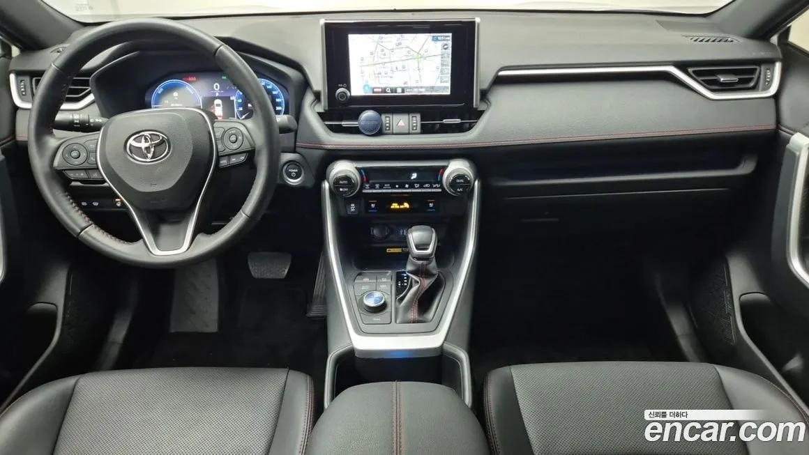 Toyota RAV4 2023 из KR, фото 8