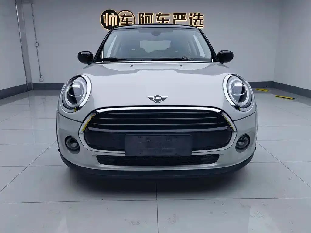 MINI Cooper (3-door) 2021 из CN, фото 2