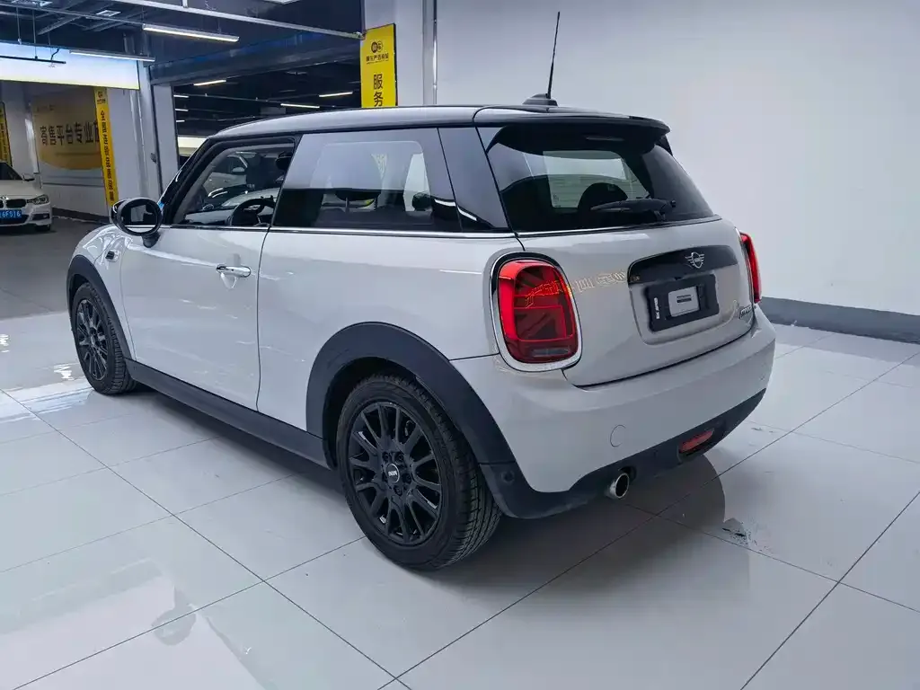 MINI Cooper (3-door) 2021 из CN, фото 3