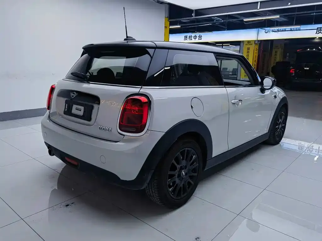 MINI Cooper (3-door) 2021 из CN, фото 4
