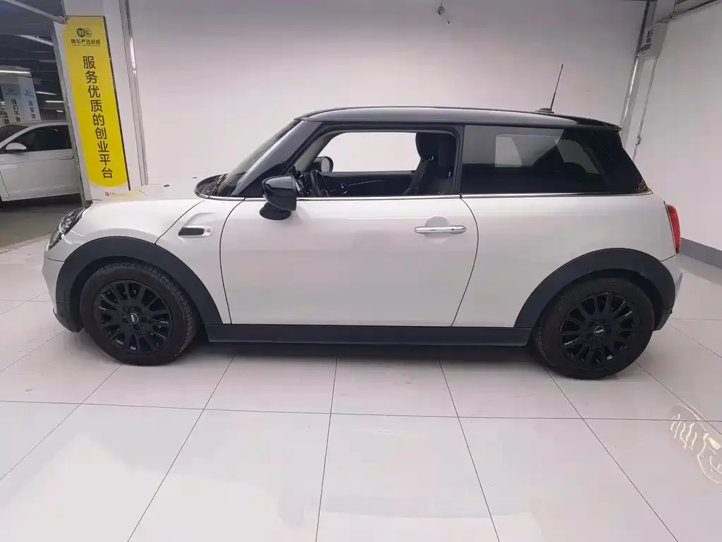 MINI Cooper (3-door) 2021 из CN, фото 6