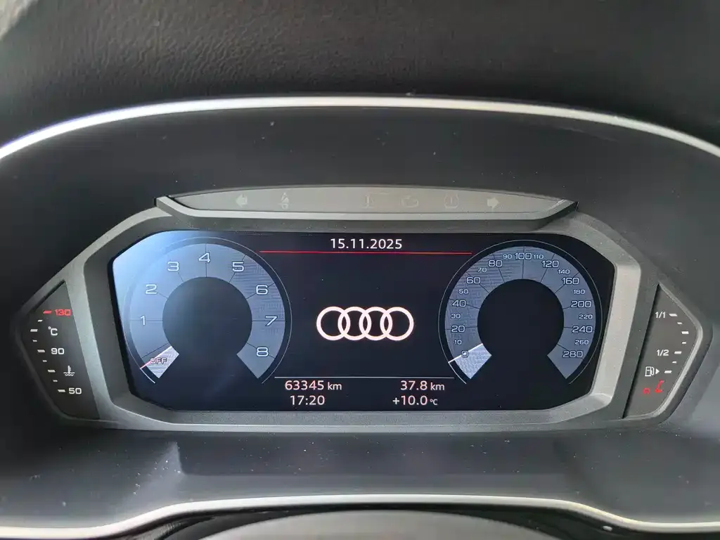 Audi Q3 2021 из CN, фото 8