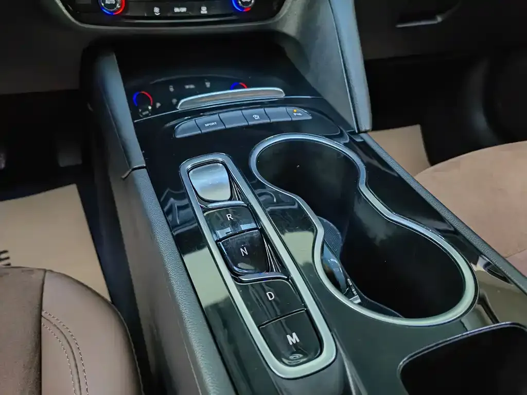 Buick Regal 2022 из CN, фото 9