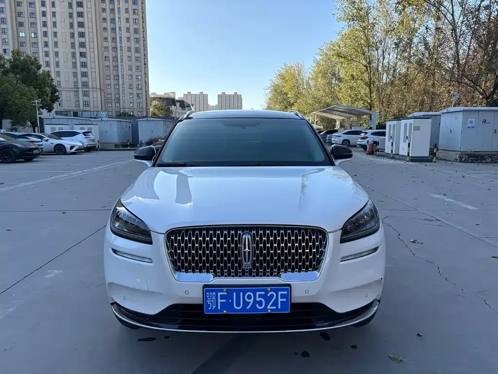 Lincoln Corsair 2023 из CN, фото 2