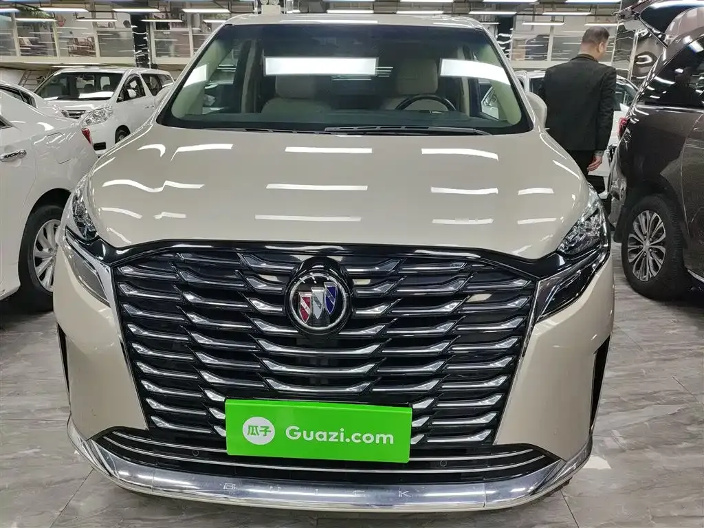 Buick GL8 2022 из CN, фото 3