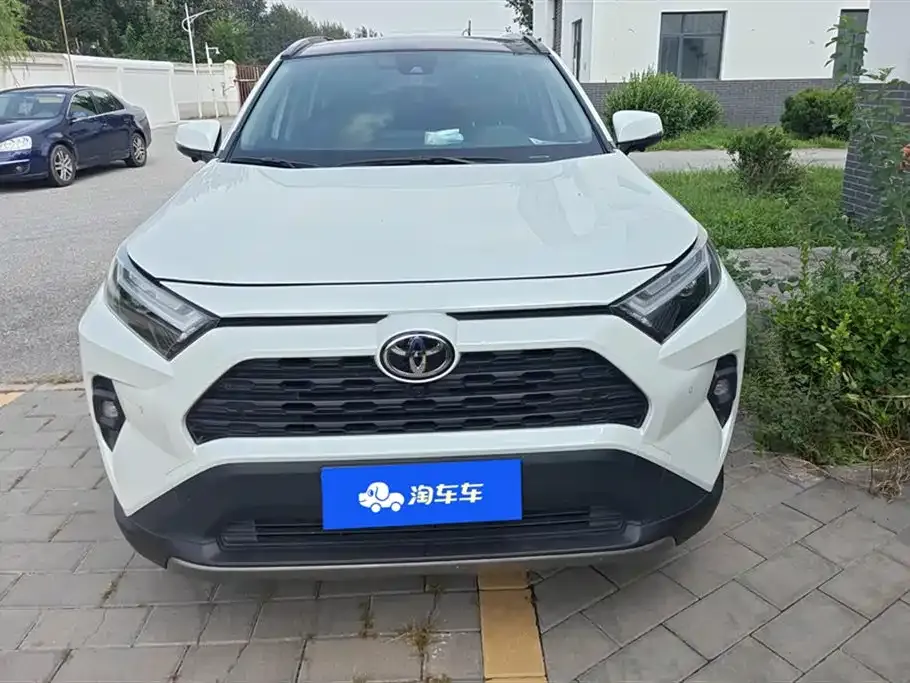 Toyota RAV4 2024 из CN, фото 2