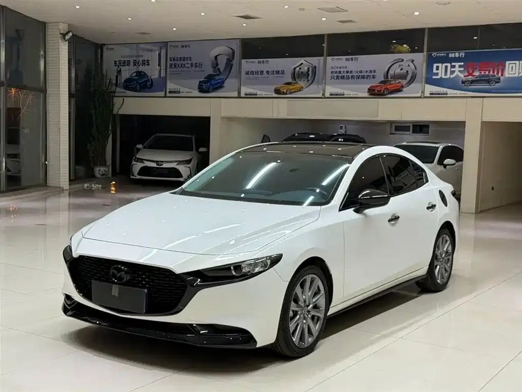 Mazda 3 Axela 2021 из CN, фото 1