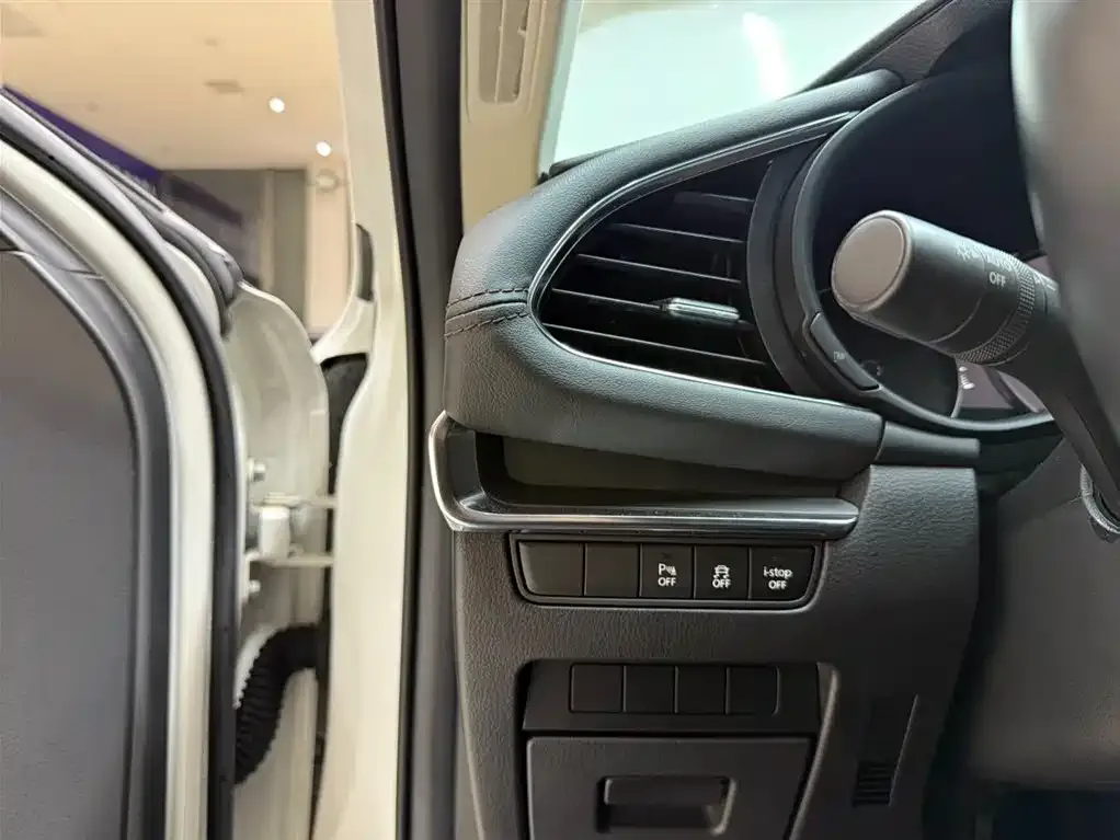 Mazda 3 Axela 2021 из CN, фото 9