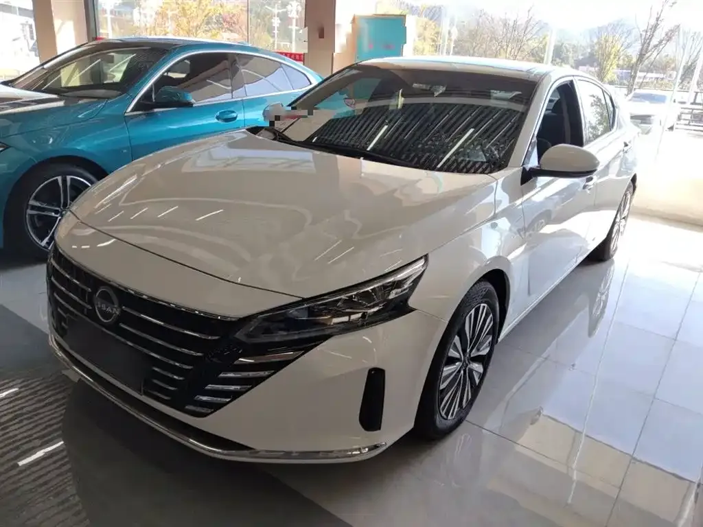 Nissan Teana 2023 из CN, фото 2