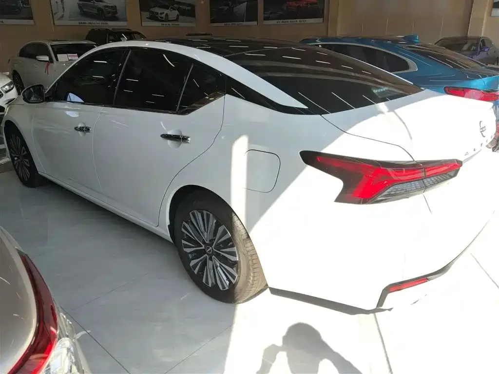 Nissan Teana 2023 из CN, фото 5