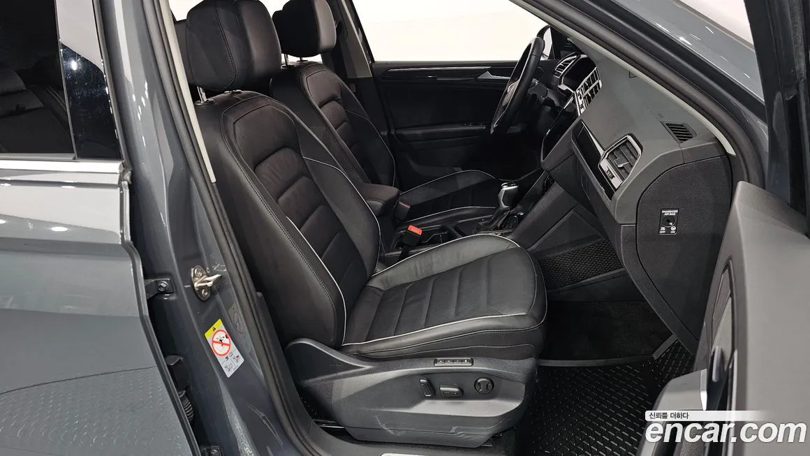 Volkswagen Tiguan — фото 10