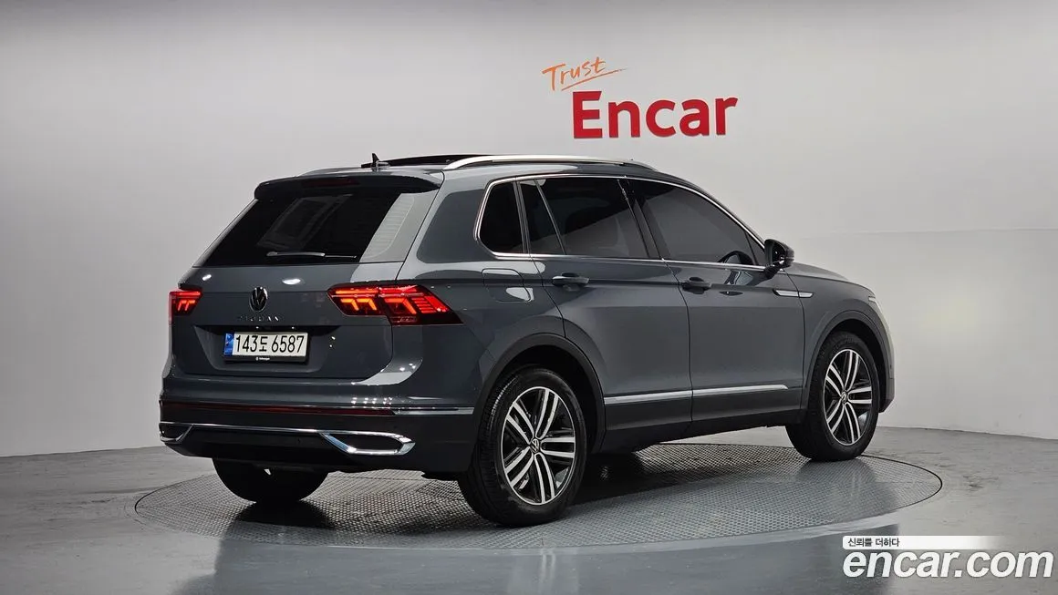 Volkswagen Tiguan — фото 2
