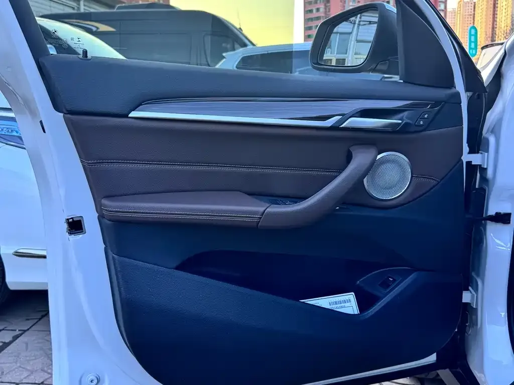 BMW X1 2021 из CN, фото 3