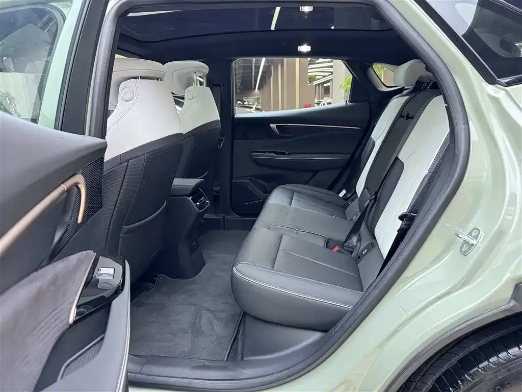 Buick E4 2024 из CN, фото 10