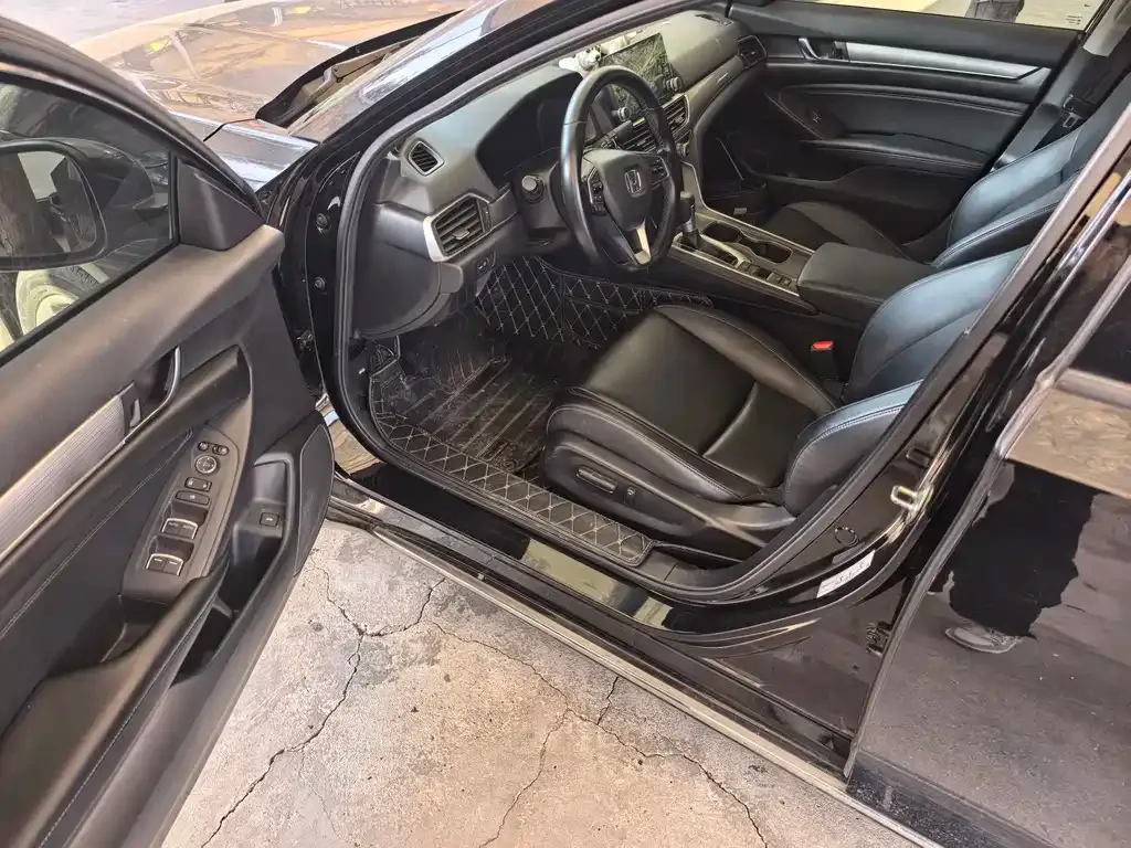 Honda Accord 2021 из CN, фото 5