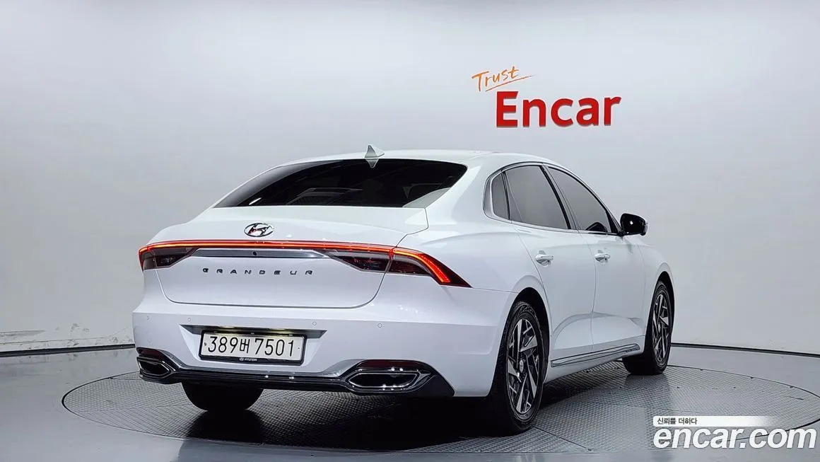 Hyundai Grandeur 2023 из KR, фото 2