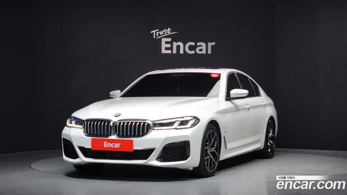 BMW 5-Series 2021 из KR, фото 1