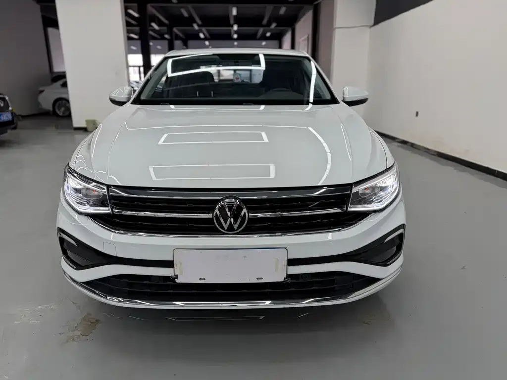 Volkswagen Bora 2023 из CN, фото 2