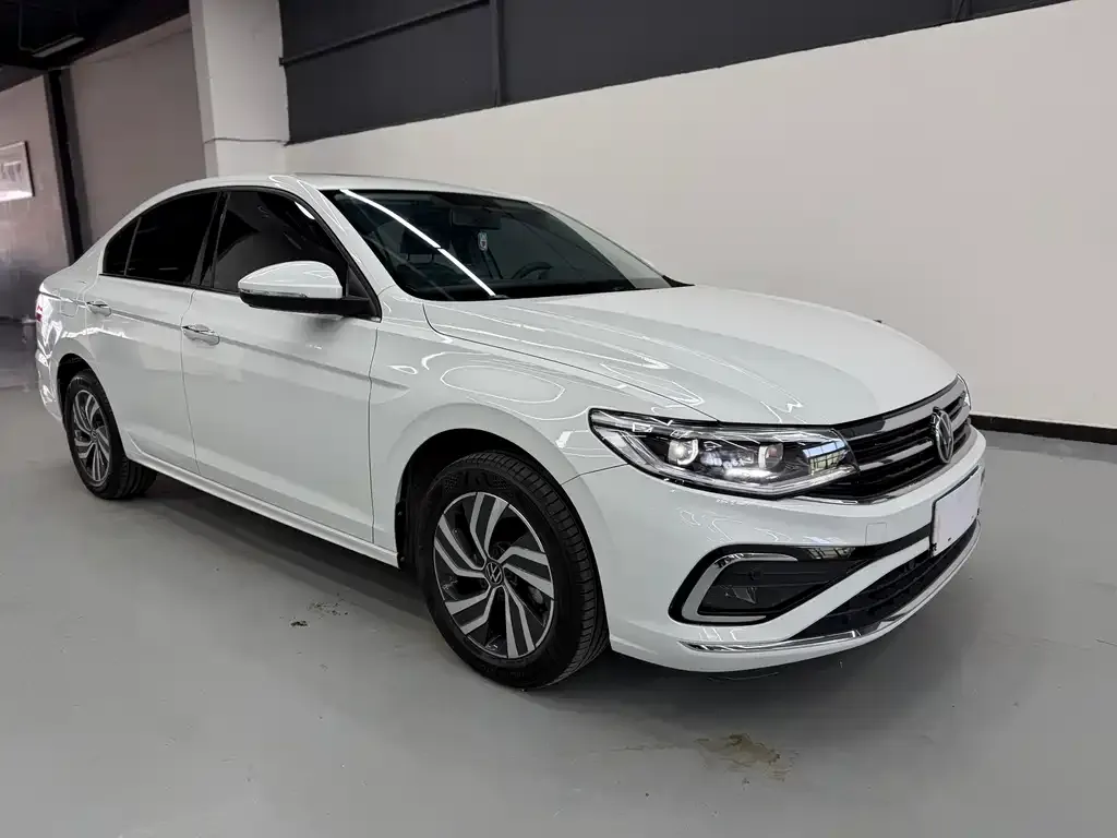 Volkswagen Bora 2023 из CN, фото 3
