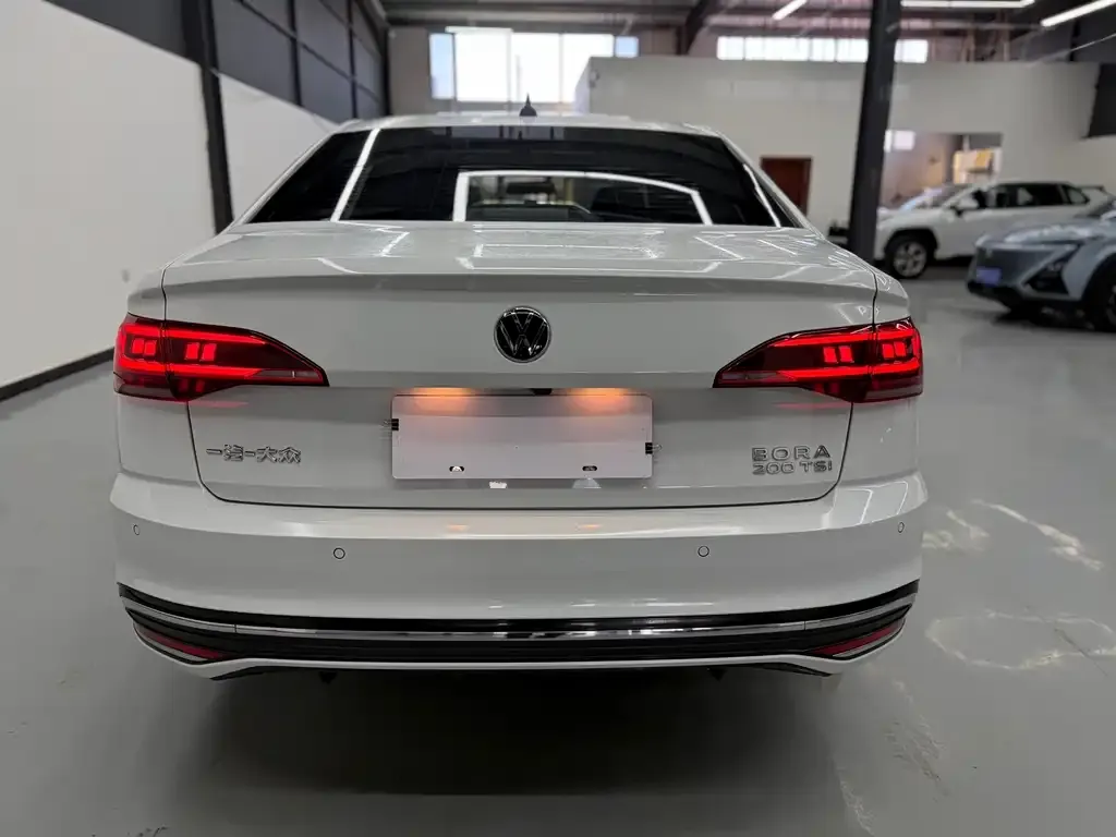 Volkswagen Bora 2023 из CN, фото 5