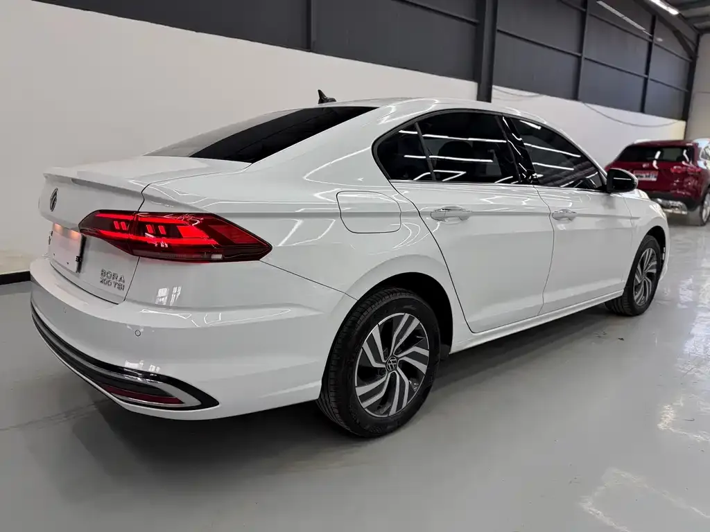 Volkswagen Bora 2023 из CN, фото 6