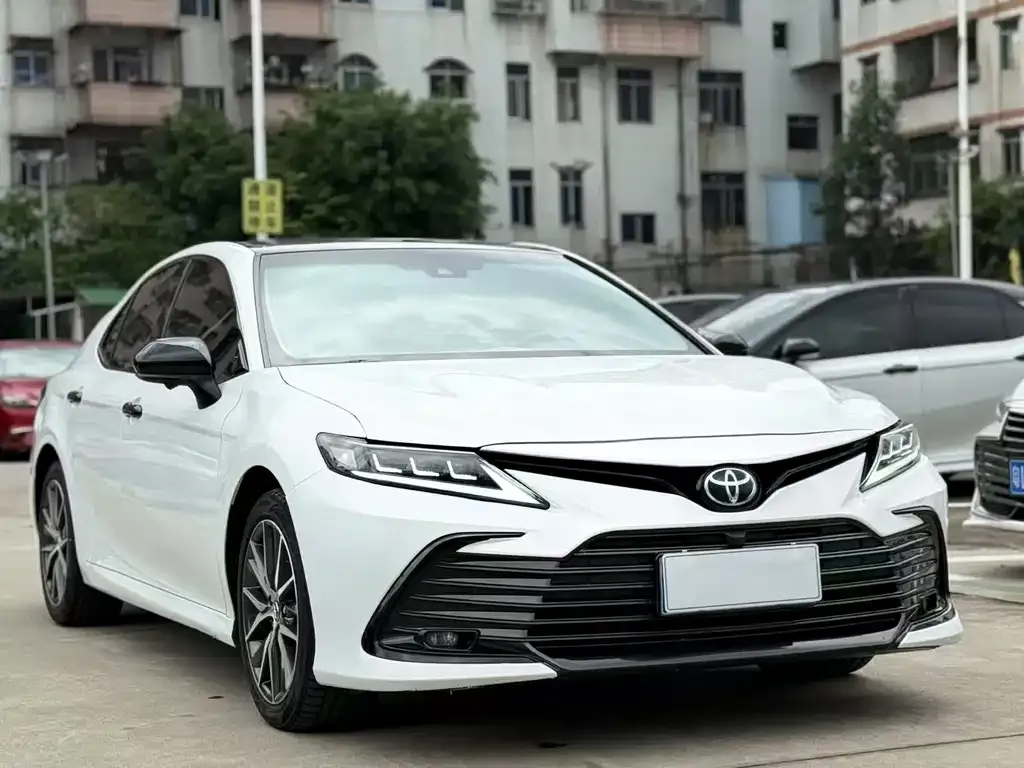 Toyota Camry 2022 из CN, фото 1