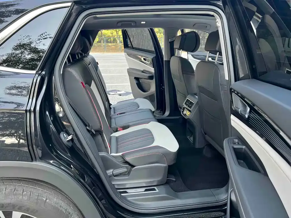 Volkswagen Teramont 2024 из CN, фото 10