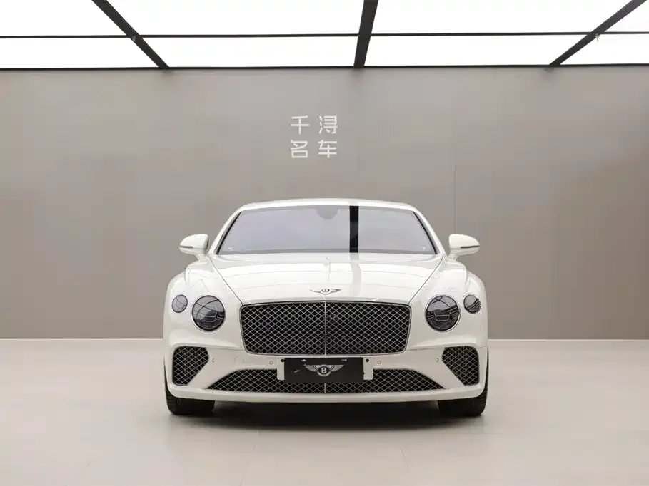 Bentley Continental 2023 из CN, фото 2