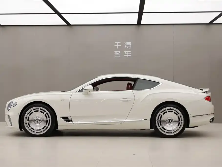 Bentley Continental 2023 из CN, фото 3