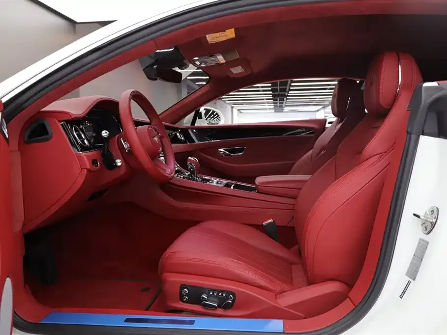 Bentley Continental 2023 из CN, фото 4