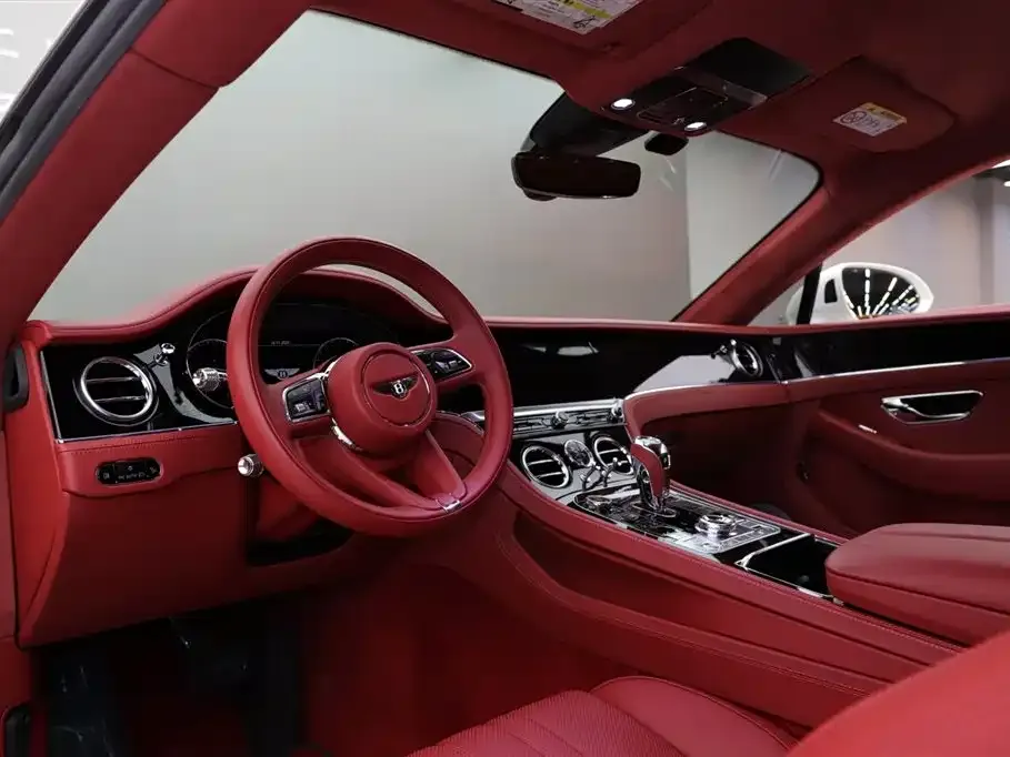 Bentley Continental 2023 из CN, фото 5