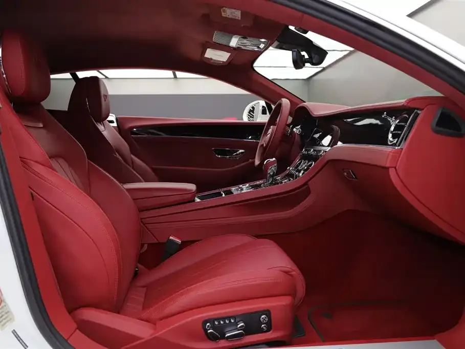 Bentley Continental 2023 из CN, фото 8