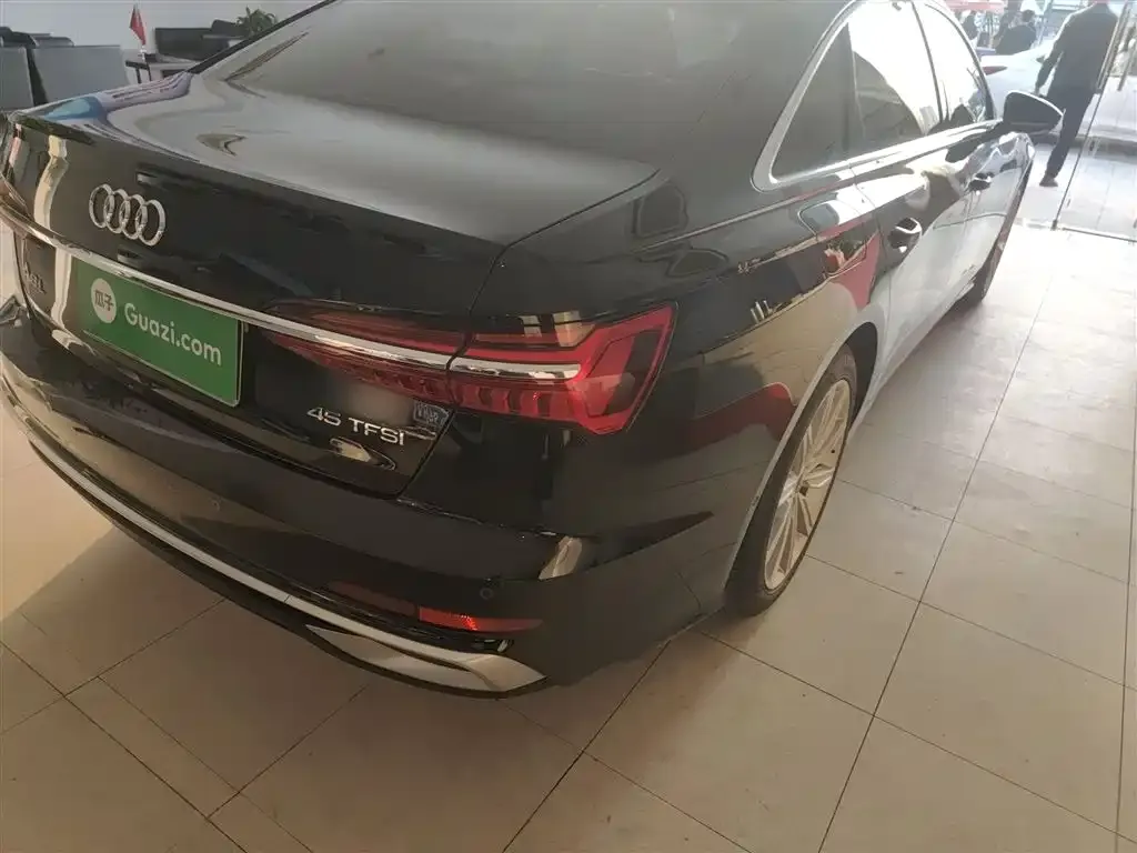 Audi A6L 2024 из CN, фото 8