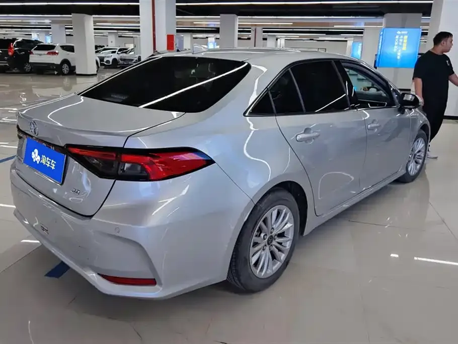 Toyota Allion — фото 3