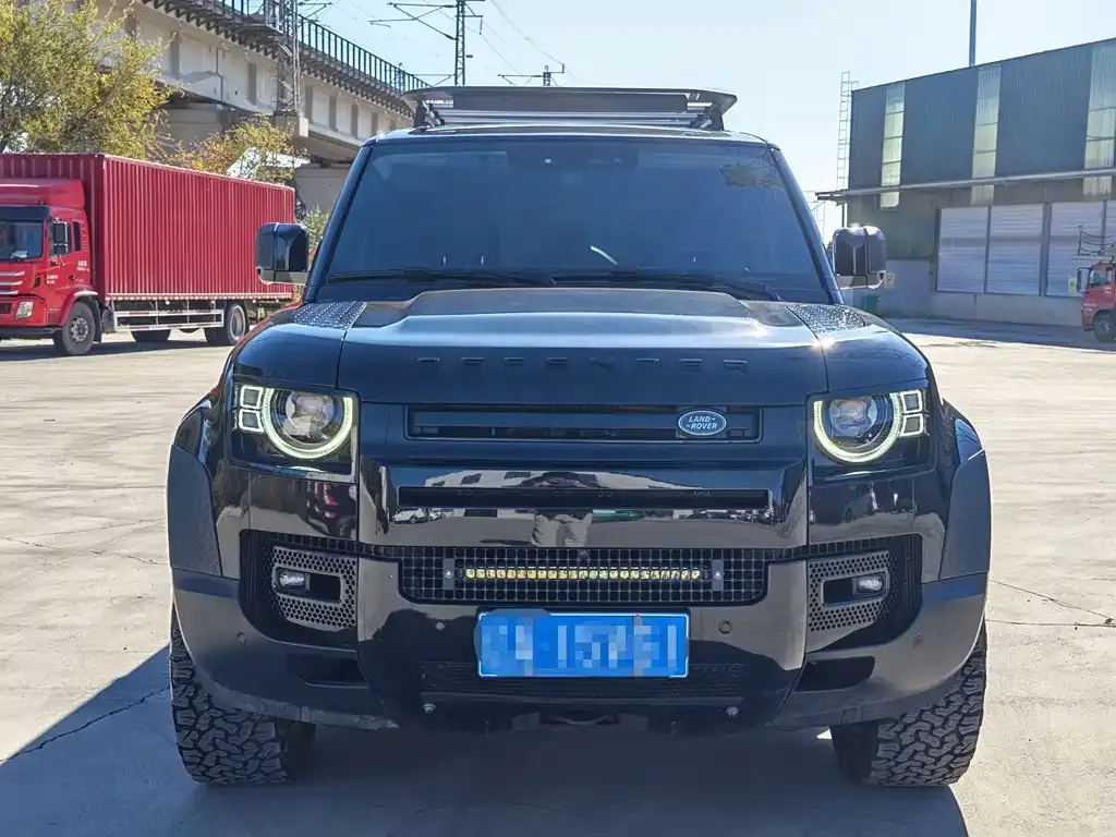 Land Rover Defender 2023 из CN, фото 2