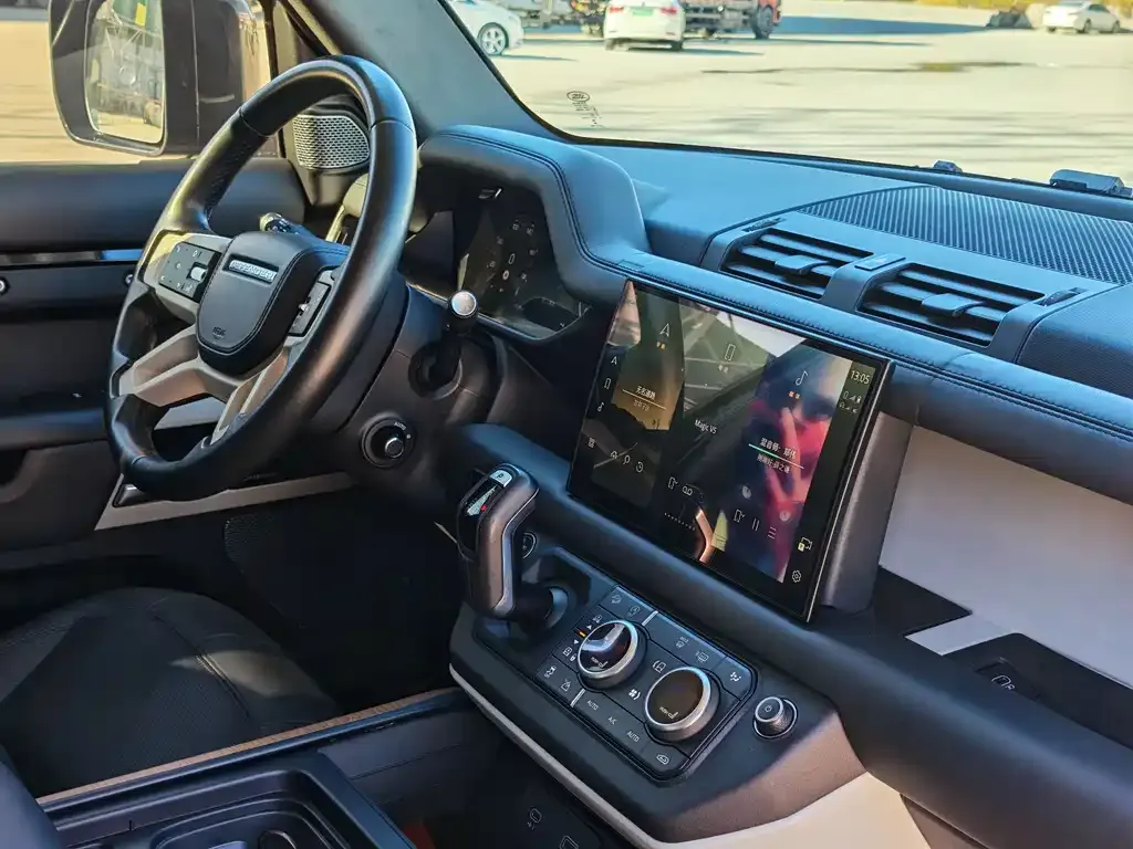 Land Rover Defender 2023 из CN, фото 9