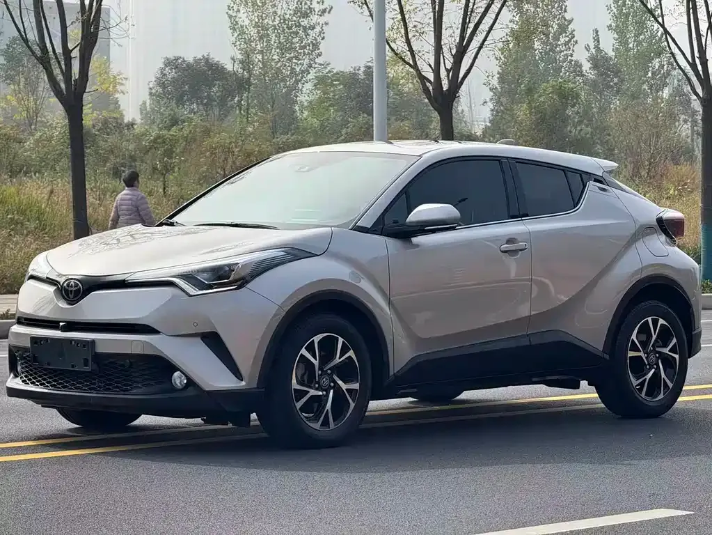 Toyota C-HR 2021 из CN, фото 3